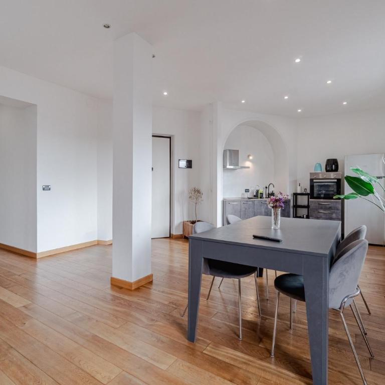 GuestHost - Modern Bright Flat in Turin - One-Bedroom Apartment - 1