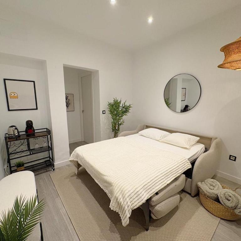 Modern and quiet in the center of Madrid - One-Bedroom Family Apartment - 4