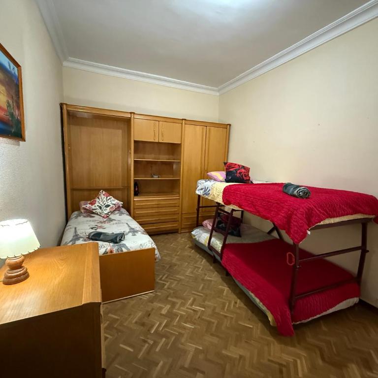 apartamento Madrid rio - Three-Bedroom Apartment - 35