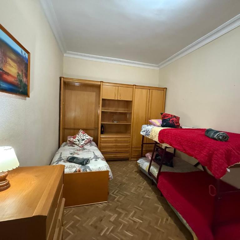 apartamento Madrid rio - Three-Bedroom Apartment - 36