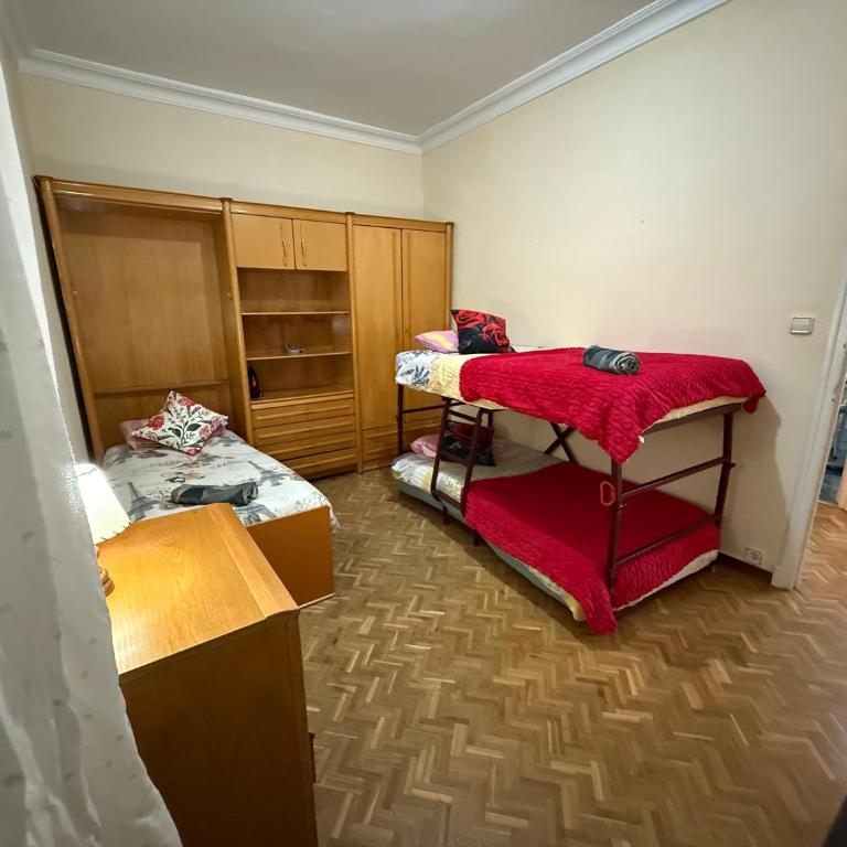 apartamento Madrid rio - Three-Bedroom Apartment - 37