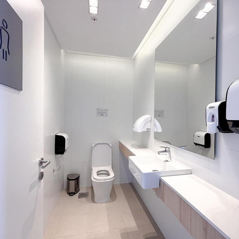 Dpto con piscina a pasos del Shopping del Sol - Apartment with Balcony - 42