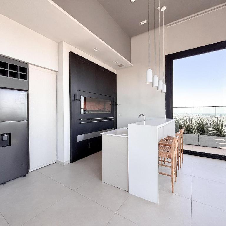 Dpto con piscina a pasos del Shopping del Sol - Apartment with Balcony - 46