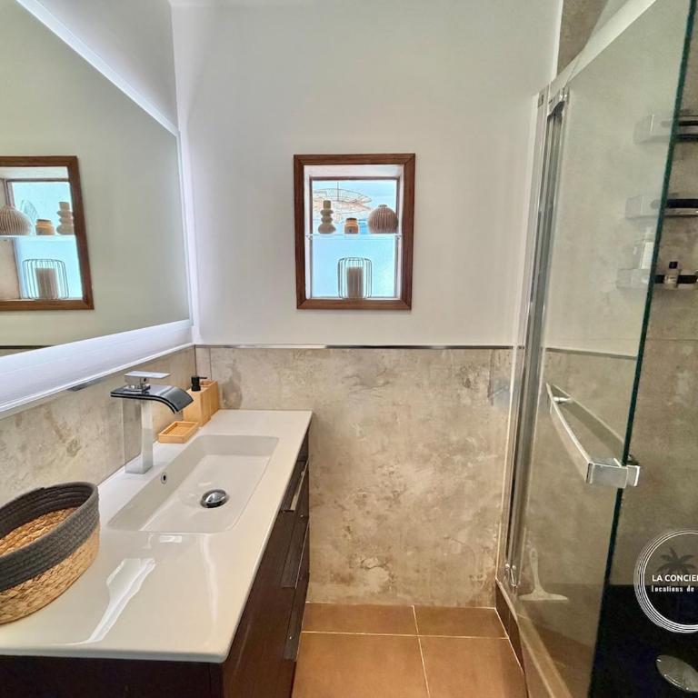 La Belle Vie - Tout rénové - Port et plages à pied - Appartement 2 Chambres - 22