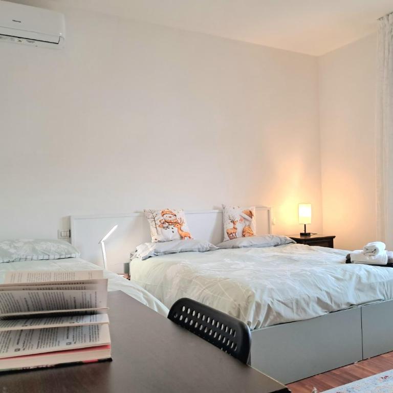 Tolle Economy Stay - Camera Tripla Economy con Bagno in Comune - 9