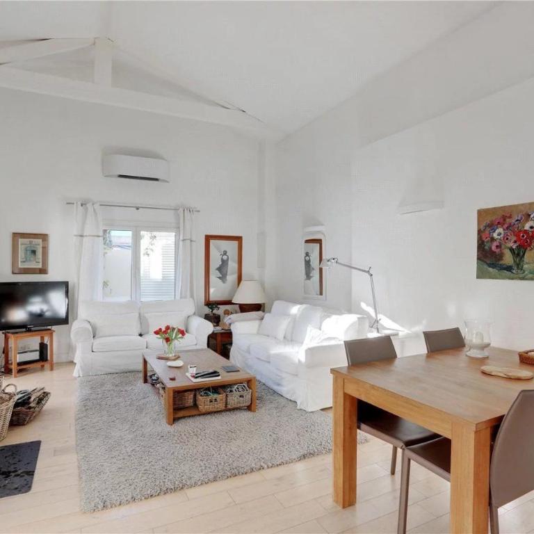 Le Cabanon Cap d Antibes 80 m de la plage - Villa 2 Chambres - 28