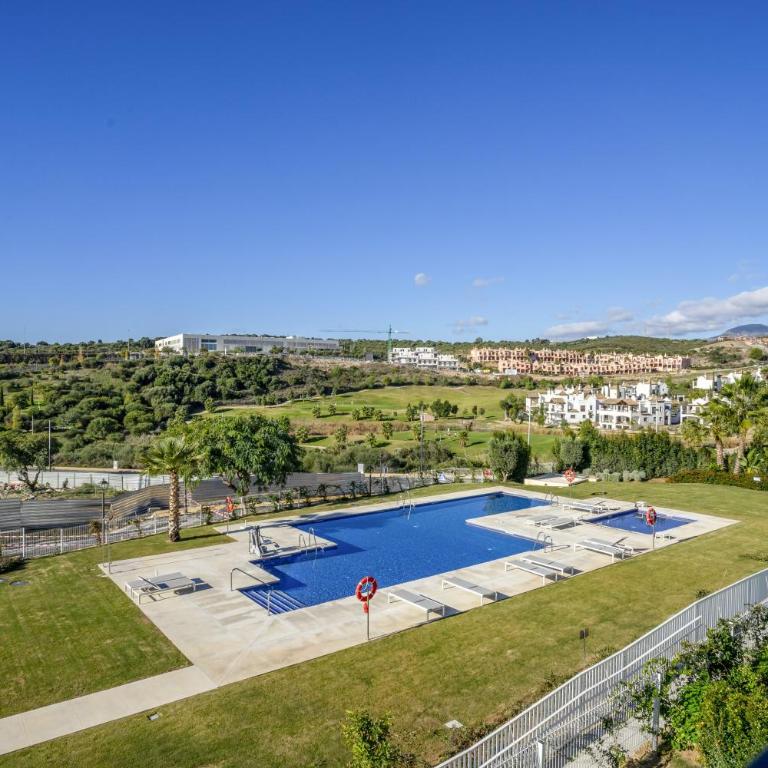 Nuevo apartamento de diseño con sol todo el dia - Apartamento con vistas a la piscina - 5