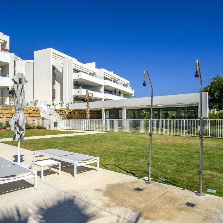 Nuevo apartamento de diseño con sol todo el dia - Apartamento con vistas a la piscina - 30