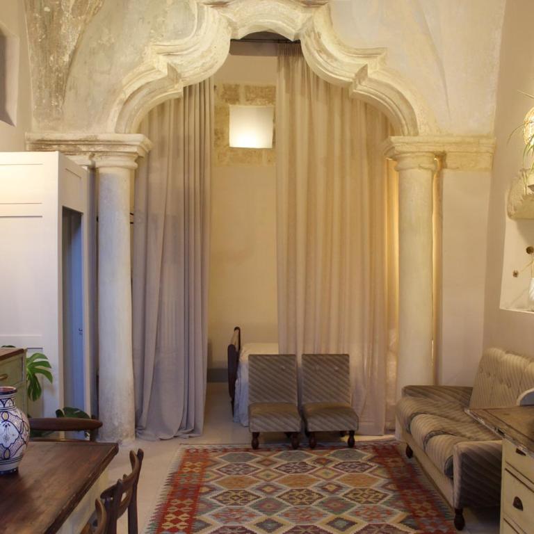 Casa Cesira - Authentic Historic Home with Professional Kitchen in the Heart of Nardò - Marea Stays Collection - One-Bedroom House - 5
