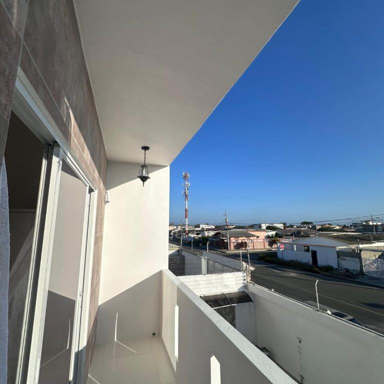 Departamentos super cómodos en el corazón de Salinas - Two-Bedroom Apartment - 17