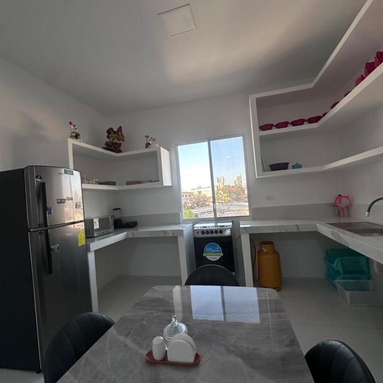 Departamentos super cómodos en el corazón de Salinas - Two-Bedroom Apartment - 23