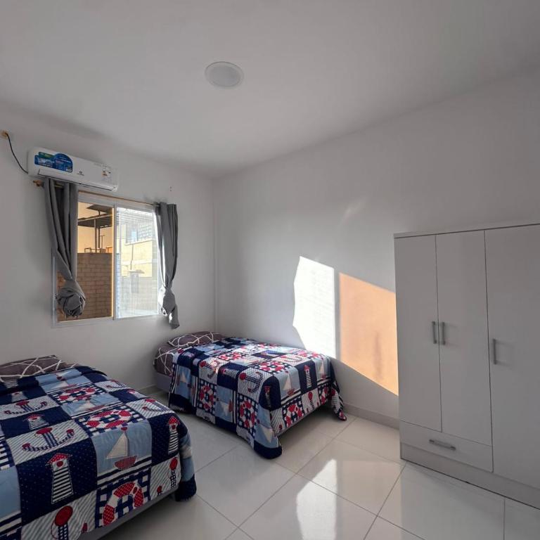 Departamentos super cómodos en el corazón de Salinas - Two-Bedroom Apartment - 23