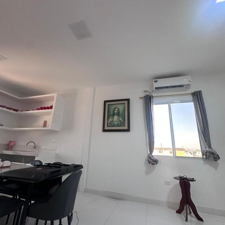 Departamentos super cómodos en el corazón de Salinas - Two-Bedroom Apartment - 39