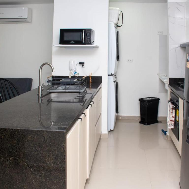 Hermoso Apartamento con Piscina 1 Habitacion CMC66 - One-Bedroom Apartment - 16