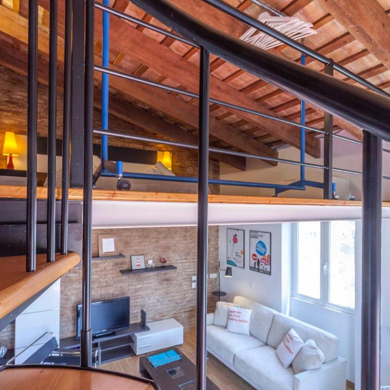 Penthouse apartment historical center - One-Bedroom Apartment - 7