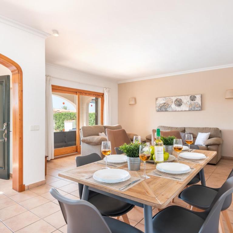 Villa Nicolas by Escape Home - Villa con piscina privada - 17