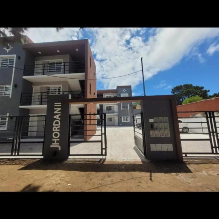 Jhordan II en San Bernardo del Tuyu - Apartamento de 2 dormitorios - 1