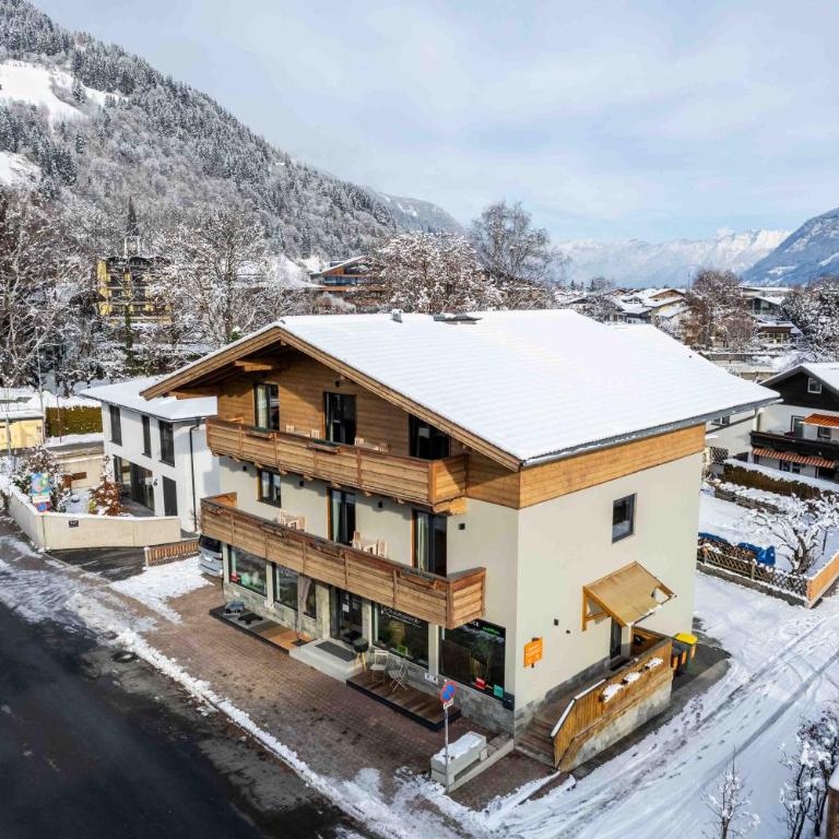 Premium Apartments Areit by we rent, SUMMERCARD INCLUDED - Apartment mit 3 Schlafzimmern - 44