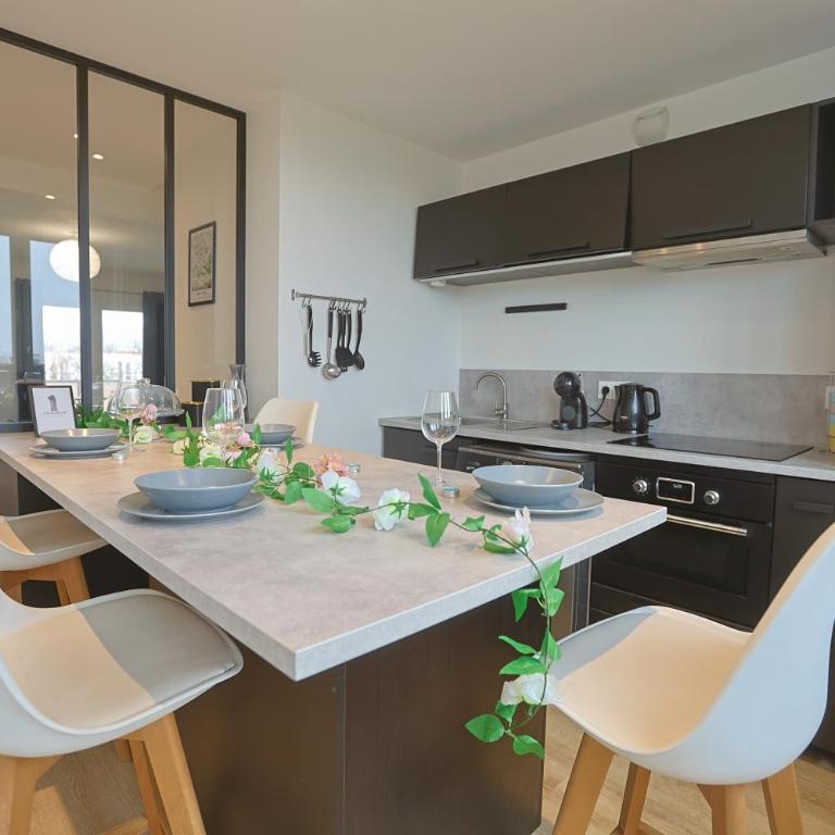 Séjour lumineux T3 moderne, balcon & ascenseur - Apartamento de 2 dormitorios - 9