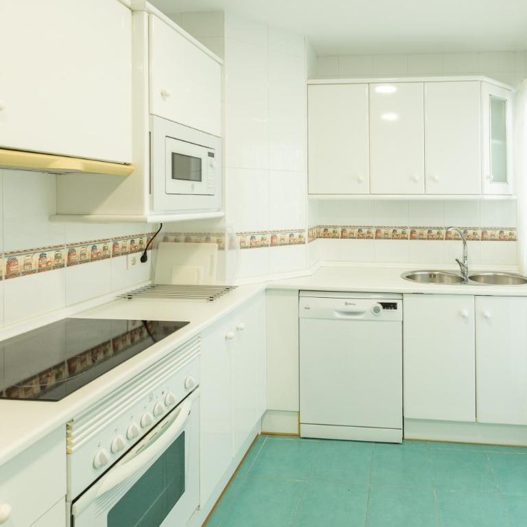 Apartamentos Miguel Angel - Apartamento de 4 dormitorios (4-7 adultos) - 11