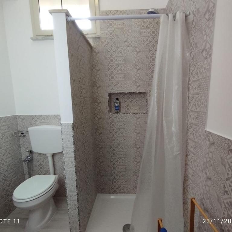 Casa Claudia - Appartamento con 1 Camera da Letto e Vista Giardino - 5