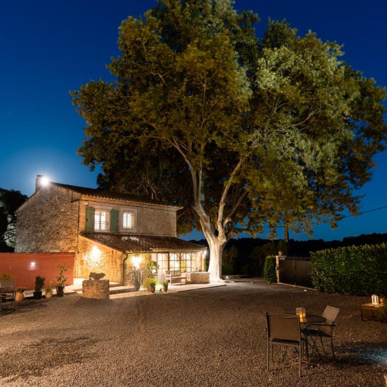 La Mouline sublime domaine privatif avec piscine à Pézenas - Maison 5 Chambres - 82