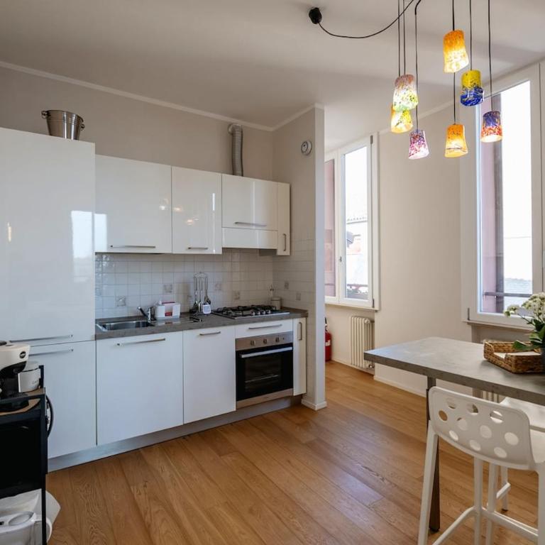 PrimeLoft Cathedral-Panoramic Suite - One-Bedroom Apartment - 17