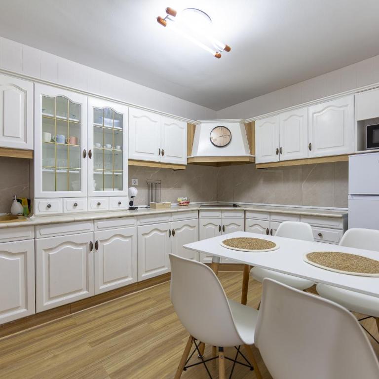 AlmeriaSuite Alcazaba Views - Apartamento de 4 dormitorios con balcón - 17