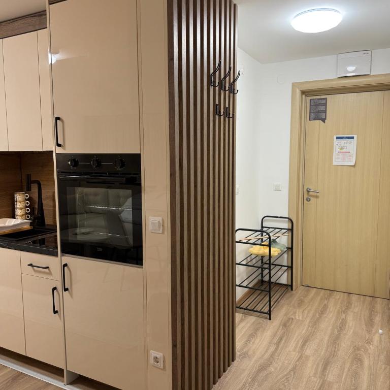Apartments Konaci Centar - Two-Bedroom Deluxe Apartment - 8