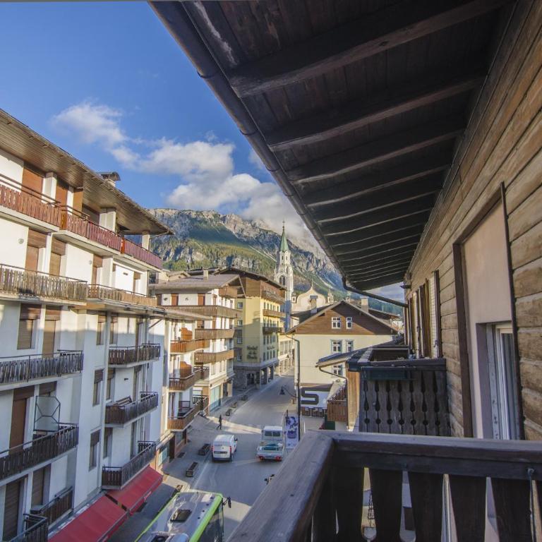 Cortina da vivere il tuo rifugio a due passi da tutto - Appartamento con Vista Città - 1