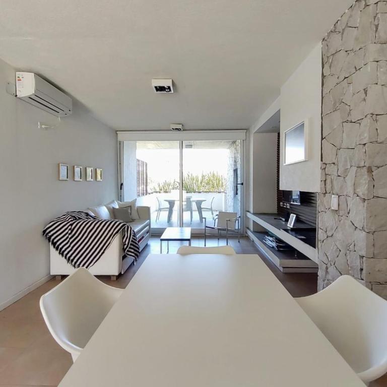 Departamentos Mar de las Pampas en el complejo Punta 30 - Apartamento - 2