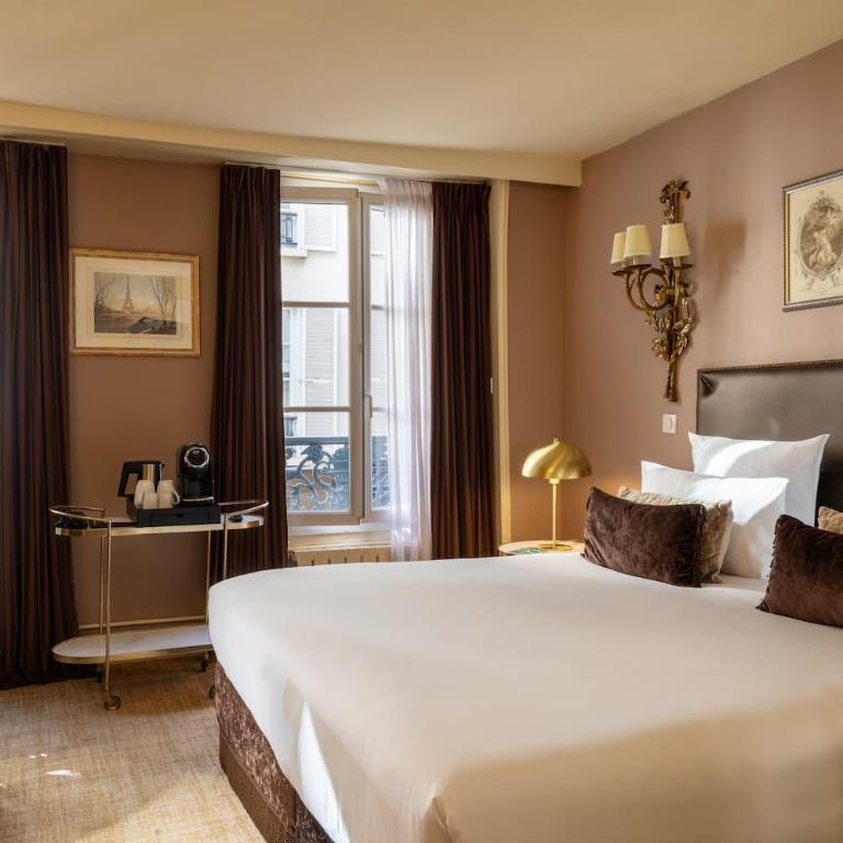 Hotel Des Deux Continents - Chambre Deluxe - 1