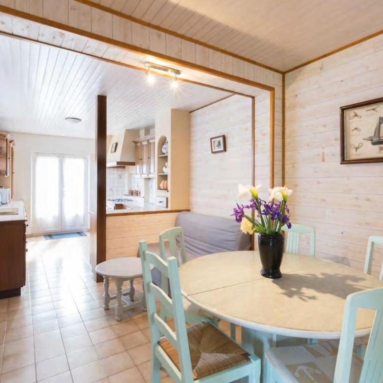 ST Malo Maison plain pied jardin prés gare plage du sillon chien admis fibre - Casa con 1 Camera da Letto - 1