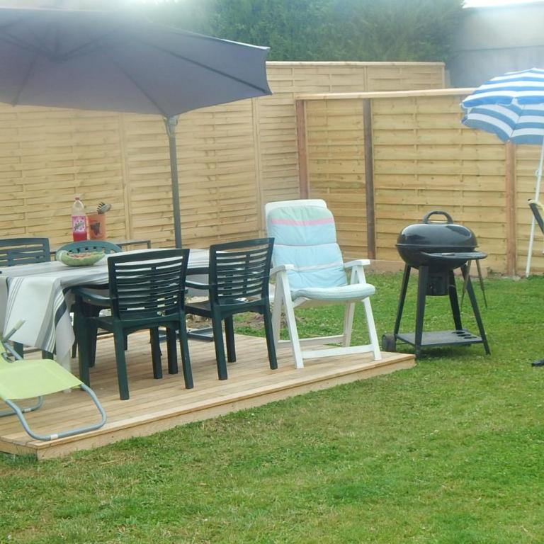 ST Malo Maison plain pied jardin prés gare plage du sillon chien admis fibre - Casa con 1 Camera da Letto - 2