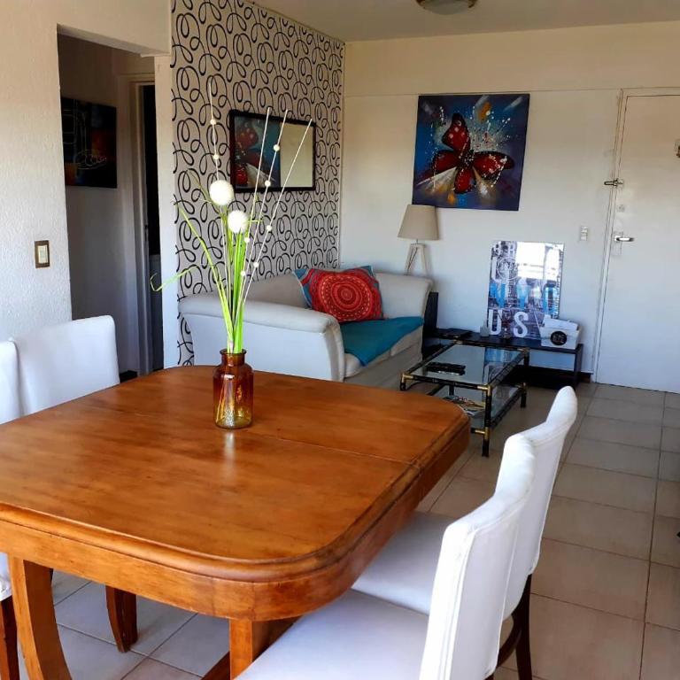 Pinamar - Apartamento de 2 dormitorios - 1