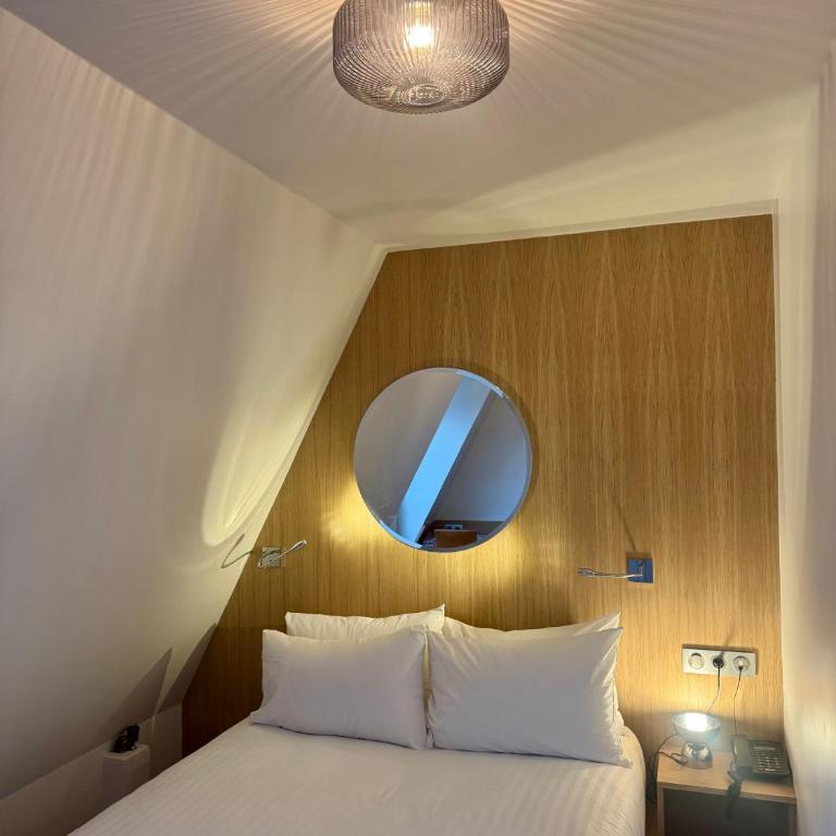 Hôtel Montmartre - Nouvellement Rénové - Chambre Double Standard - 1