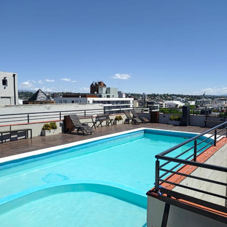 depto premium a 1 cuadra de peatonal con pileta vista 360 Miralejos II - Apartamento de 2 dormitorios - 1