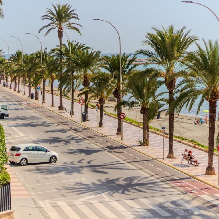 Primera línea de playa - Media estancia 11 días - Apartamento de 3 dormitorios - 48