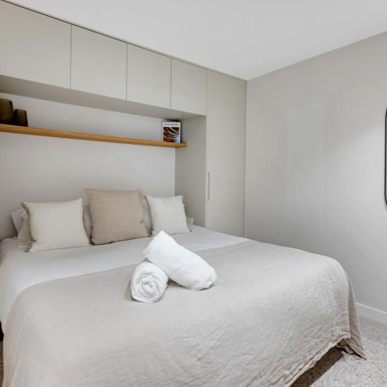 VACATION MARBELLA I Villa Ava, Private Heated Pool, Rooftop Hot Tub, Sauna, Luxury Interior, Close to Golfs, Beaches and Puerto Banus - Villa - 40
