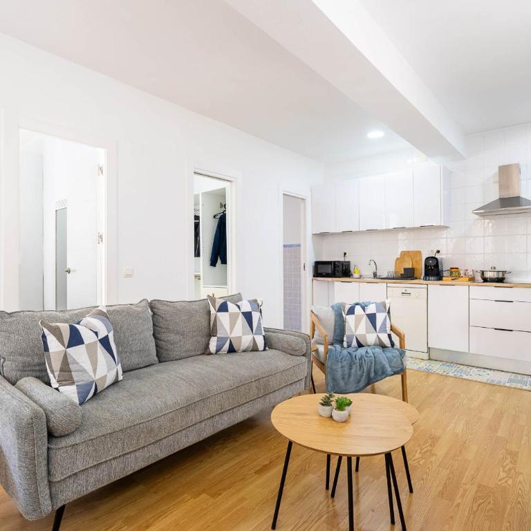 Apartamento Céntrico a 12 minutos de la playa - Apartamento de 2 dormitorios - 2