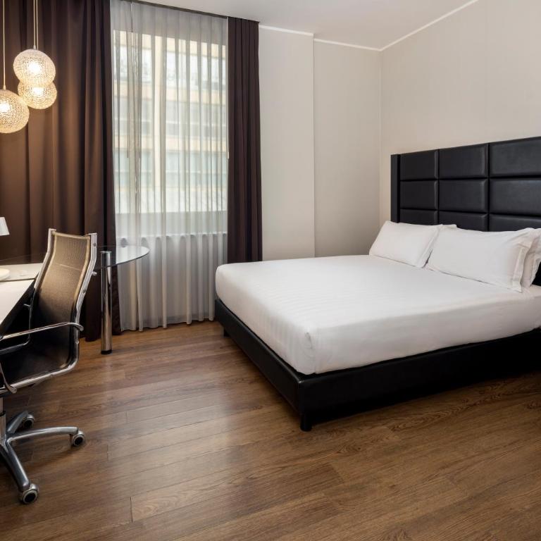 Holiday Inn Genoa City by IHG - Camera Queen Standard con Accesso Disabili - 1