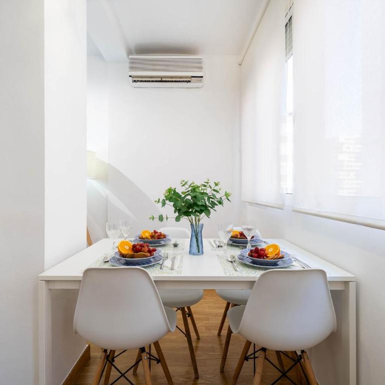 Apartamento Céntrico a 12 minutos de la playa - Apartamento de 2 dormitorios - 10