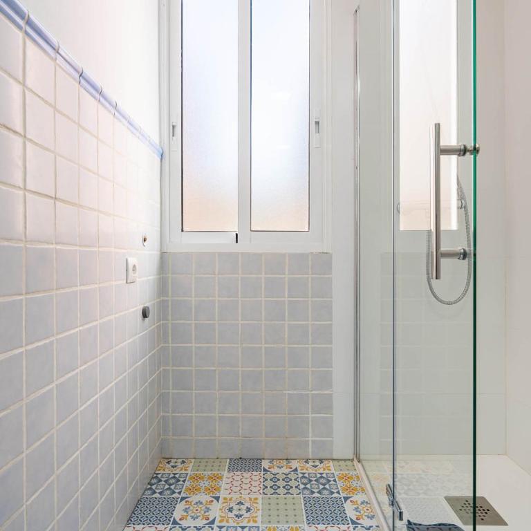 Apartamento Céntrico a 12 minutos de la playa - Apartamento de 2 dormitorios - 42
