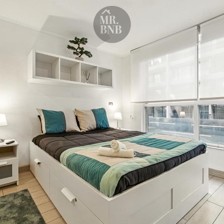 Tocornal Apartments by Mr BnB - One-Bedroom Apartment with Balcony - 2