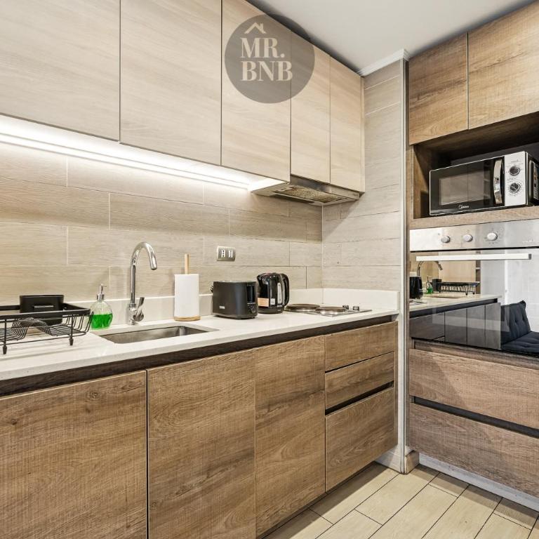 Tocornal Apartments by Mr BnB - One-Bedroom Apartment with Balcony - 7