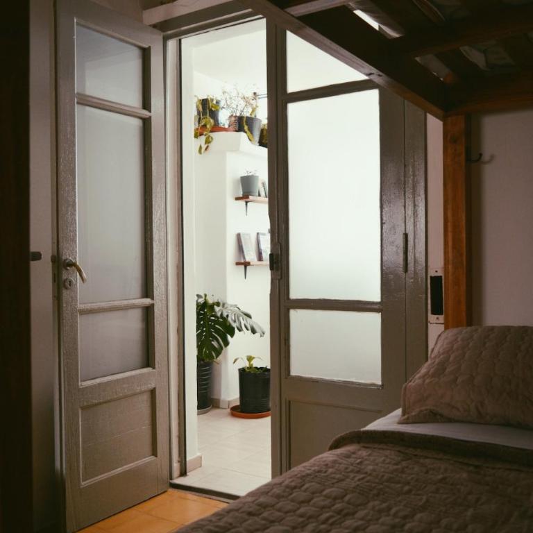Casa tranquila en la zona más turistica de Güemes - Casa de 4 dormitorios - 53