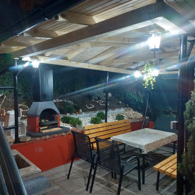 Apartment Sun Sarajevo - FREE garage, air conditioner in all rooms, garden - One-Bedroom Apartment - 15