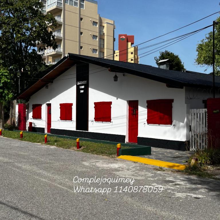 Complejo Quimey No se alquila a jóvenes y se reserva con el 30 porciento del total mediante depósito bancario - Two-Bedroom House - 1