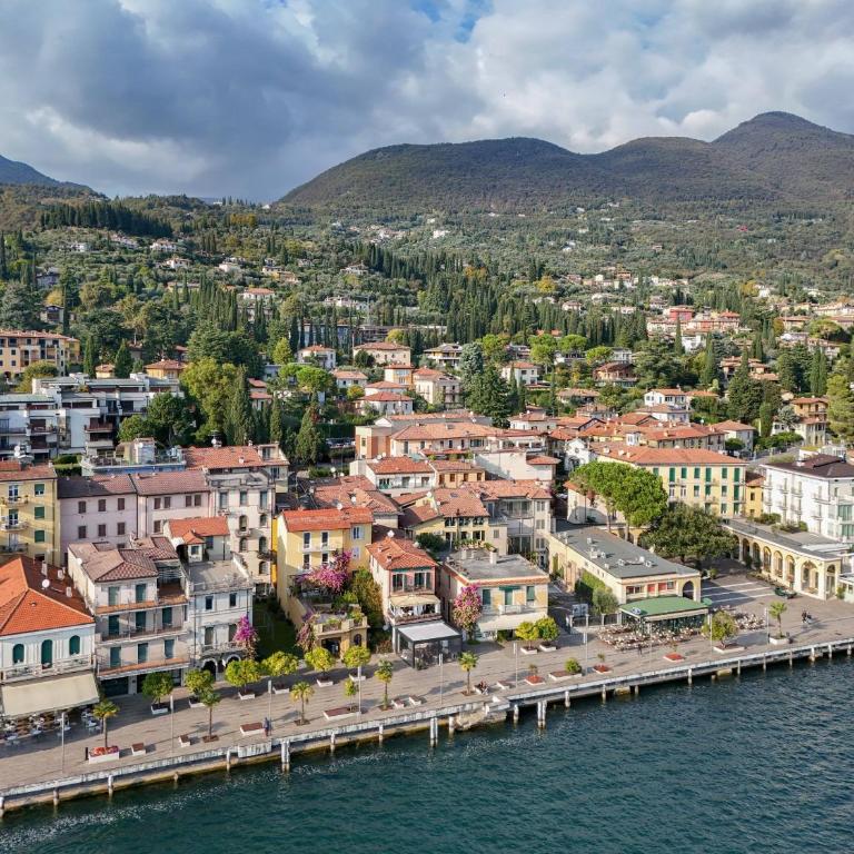 MGH - Lake View Terrace Gardone - Appartamento con Vista Lago - 41