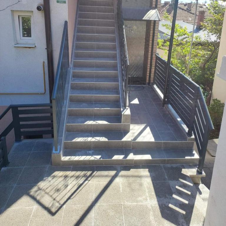 Apartment Sun Sarajevo - FREE garage, air conditioner in all rooms, garden - One-Bedroom Apartment - 12